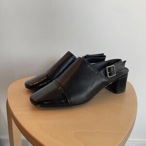 Rounded Square Toe Slink Back Low Heel